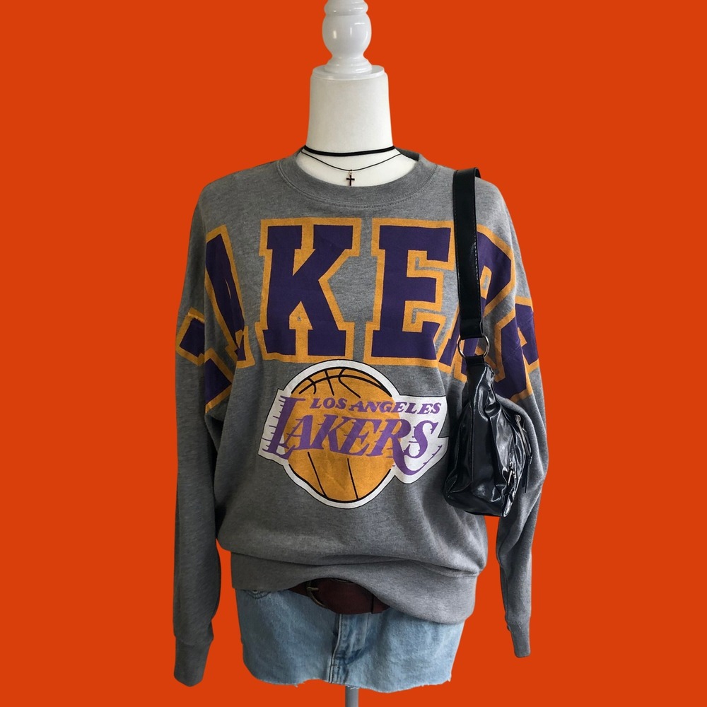Mitchell & Ness LA Lakers Vintage Style Grey Crewneck Sweatshirt Womens Medium